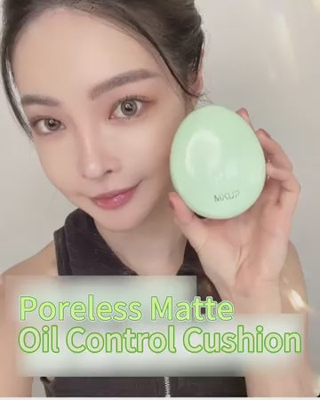 MKUP Poreless Matte Oil Control Cushion